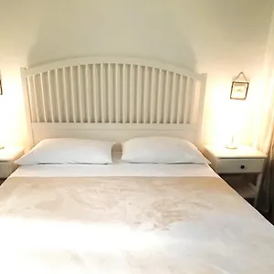 Castle Apartment Prato (Prato)